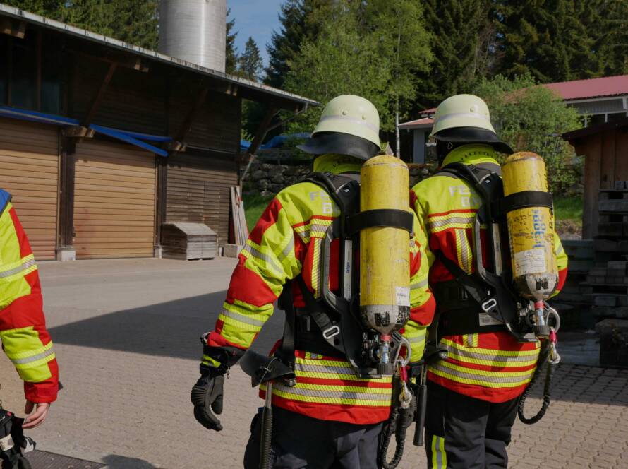 Freiwillige Feuerwehr Breitnau: Feuerwehrmänner beim Einsatz